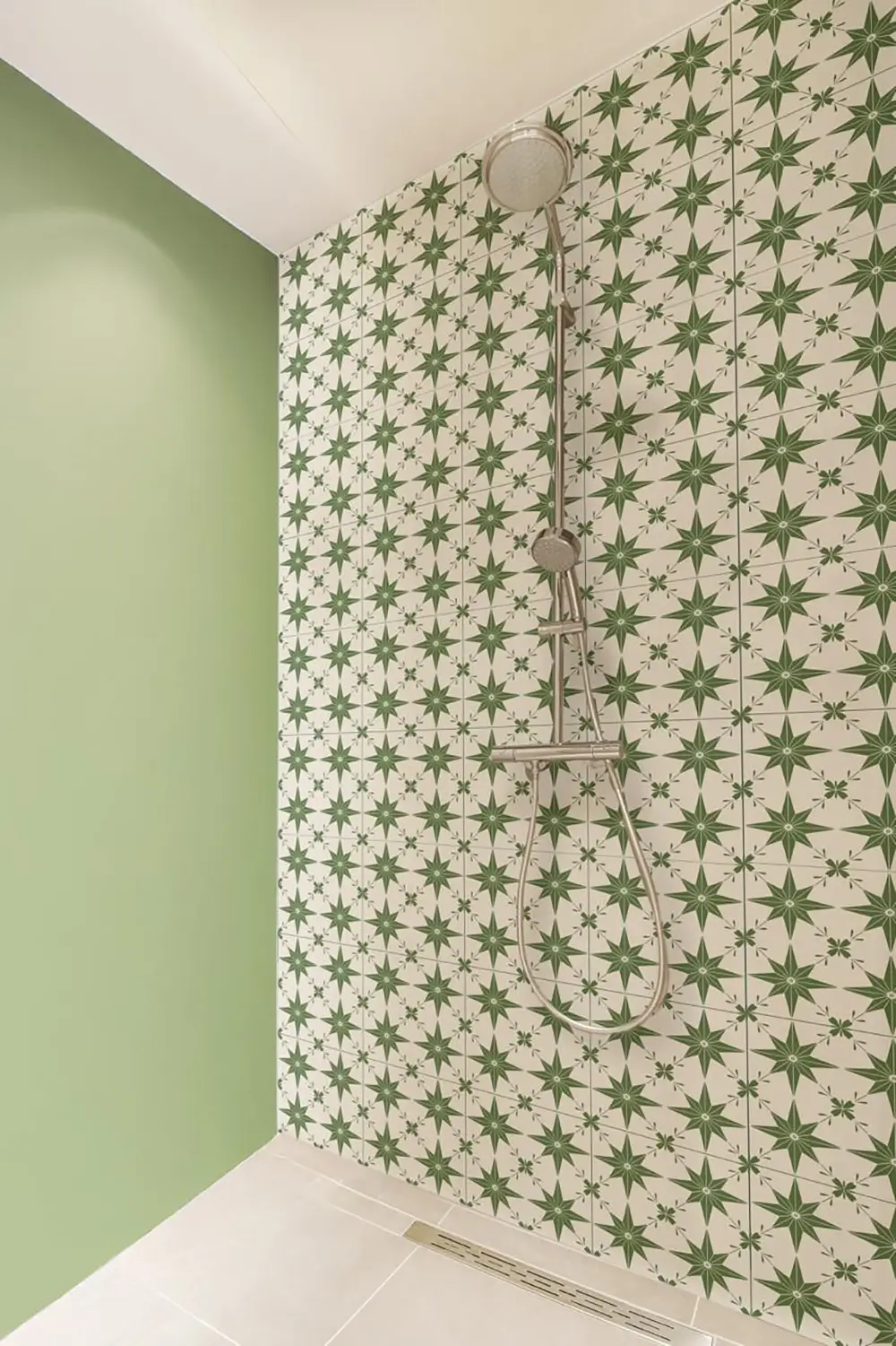 Astral Floral Green Shower Panel - Image 2