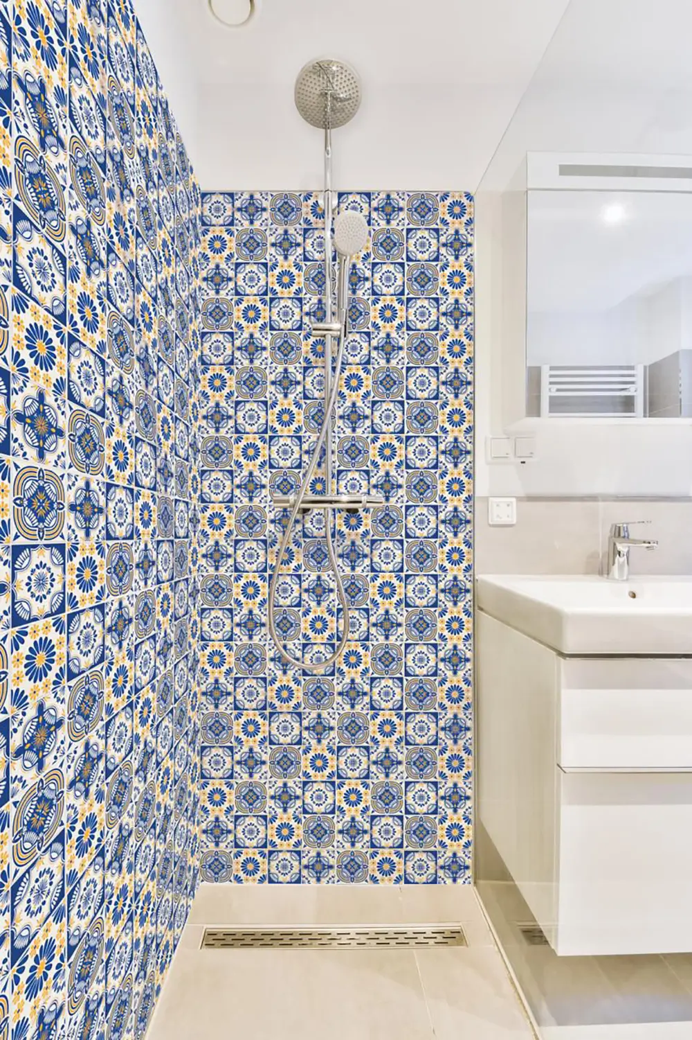 Portugese tiles Shower Panel
